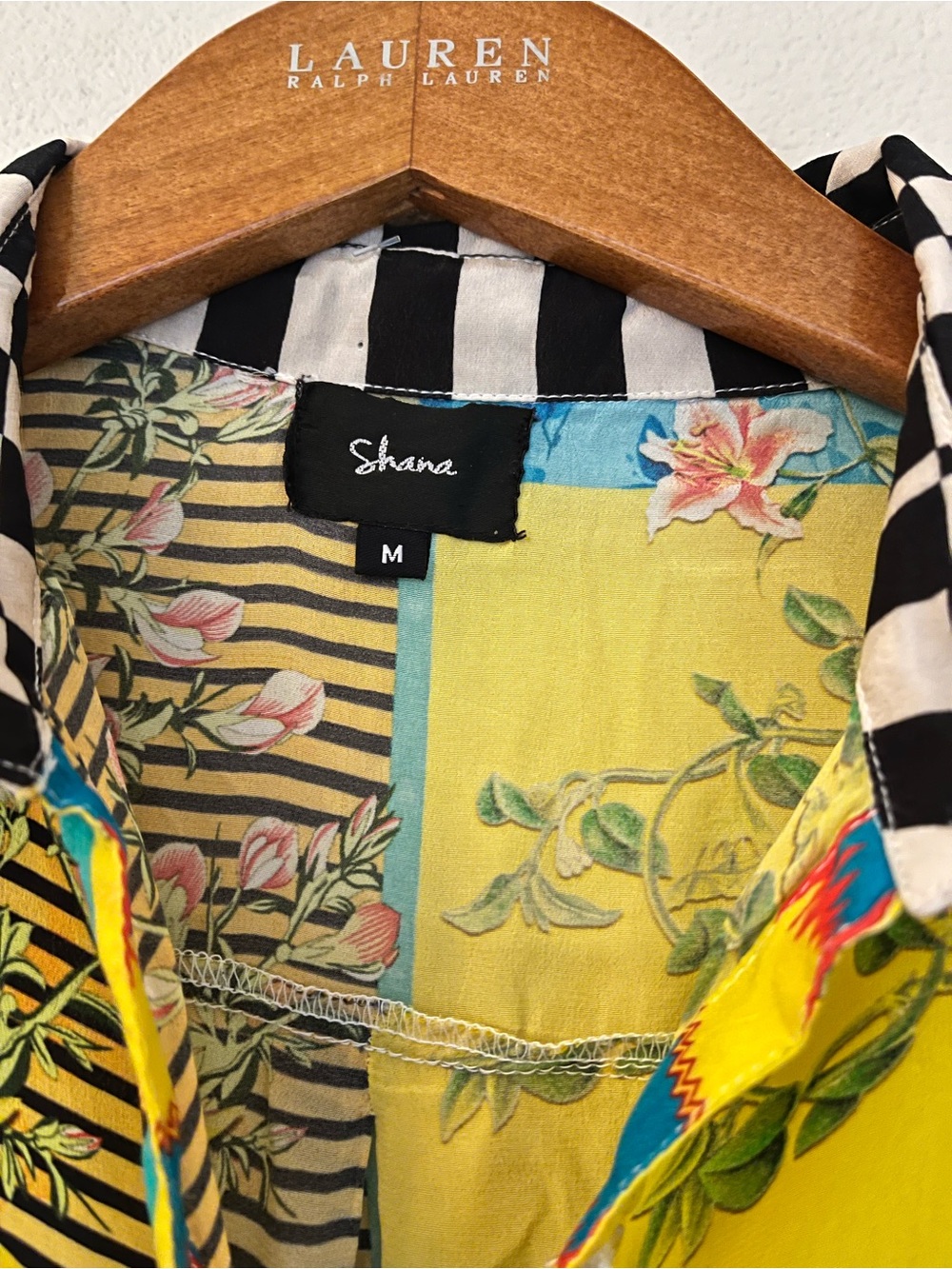 Shana 100% Viscose Silk Art to Wear Blouse size M - Picture 2 of 5